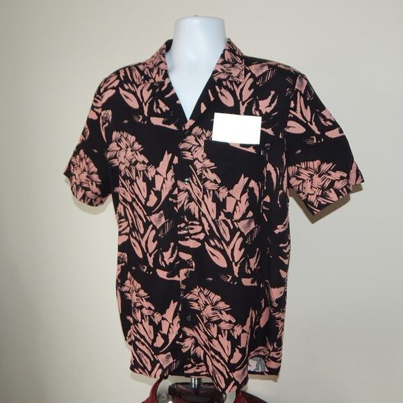 NWT Hugo Boss Ellino Button-down Straight Fit Casual Shirt Floral Print Men MED - Picture 2 of 9